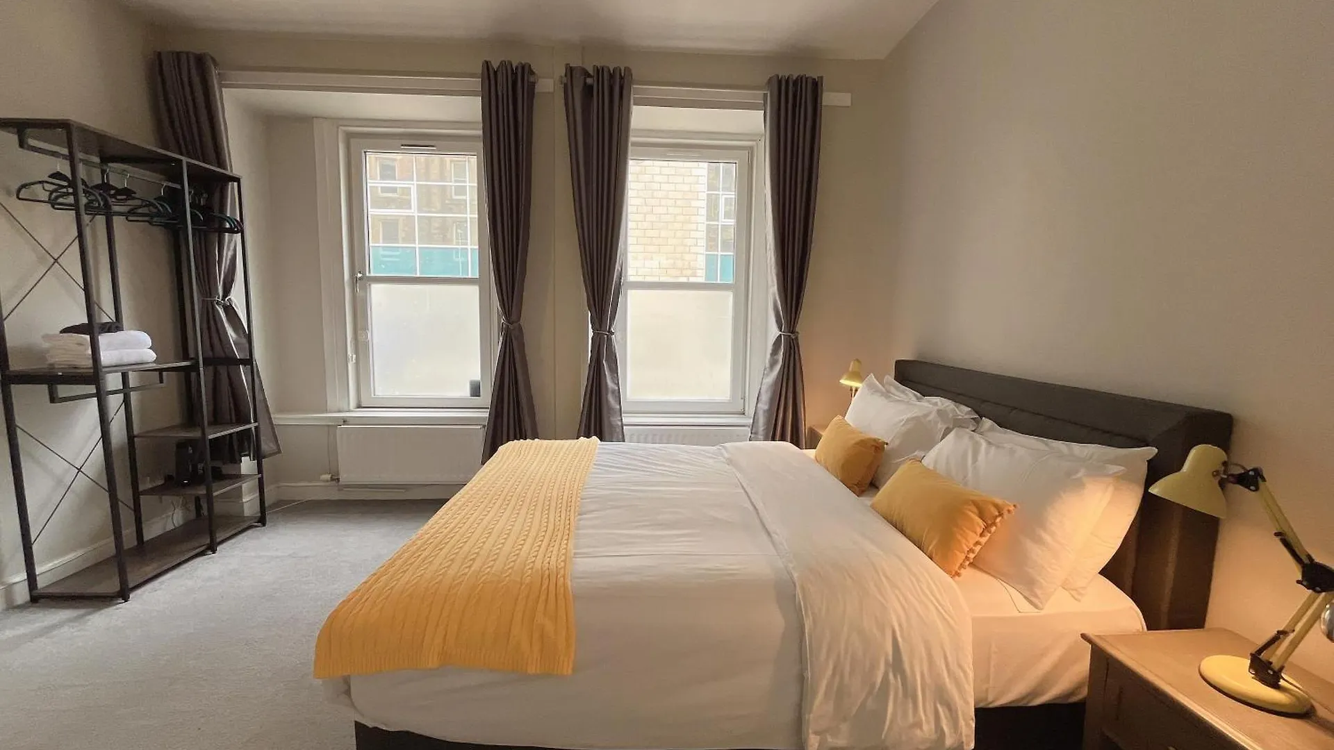 Two Bed Apartment Edimburgo